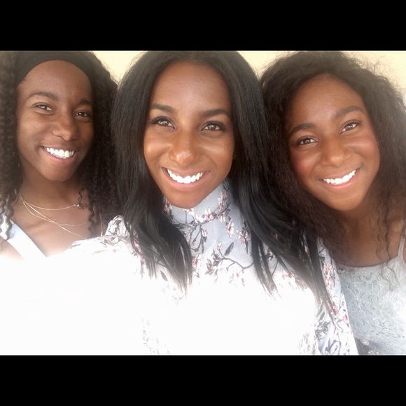 Meet your Posher, Samuel Sisters - Picture 4 of 6